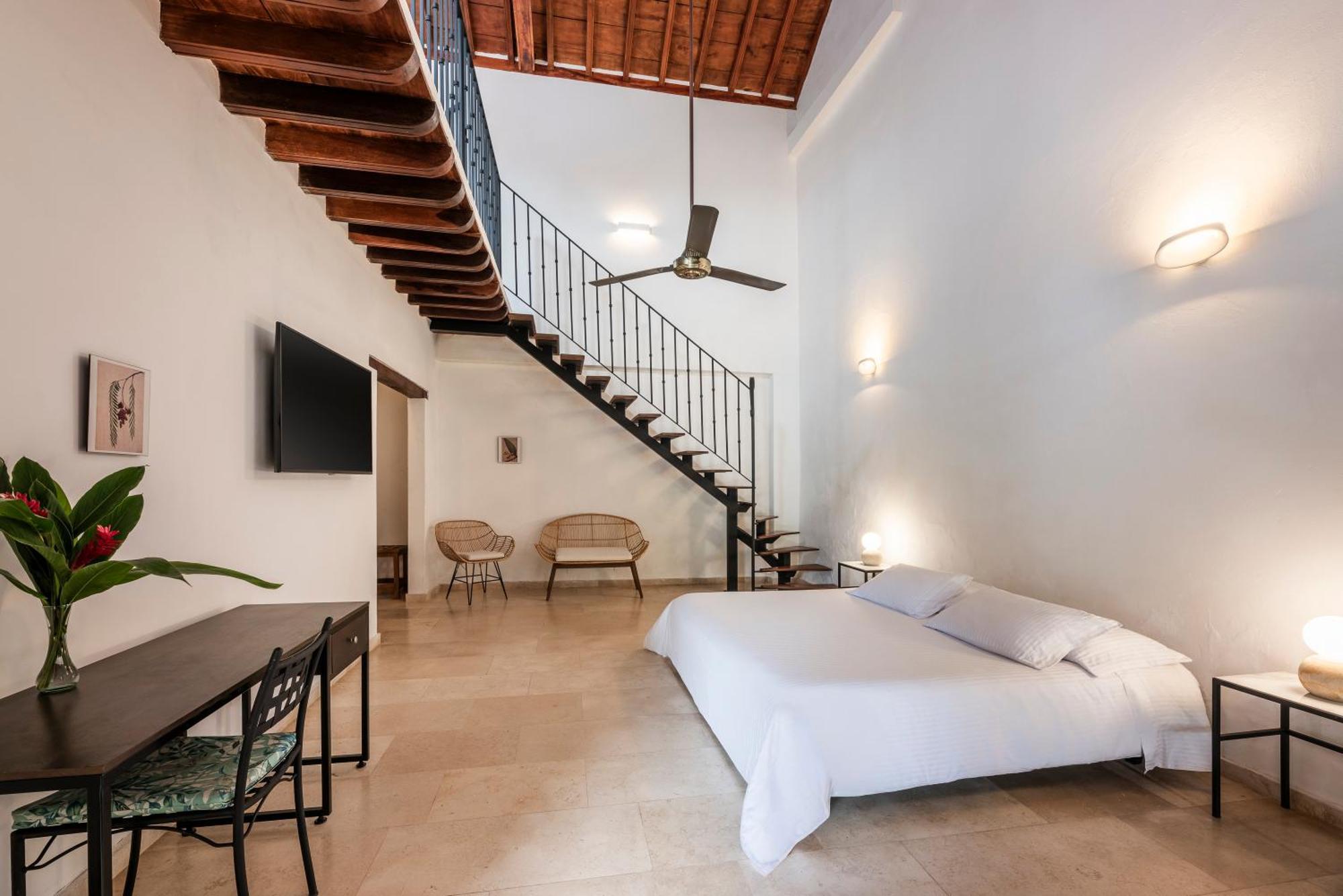 Karakali Boutique Hotel Момпос Экстерьер фото
