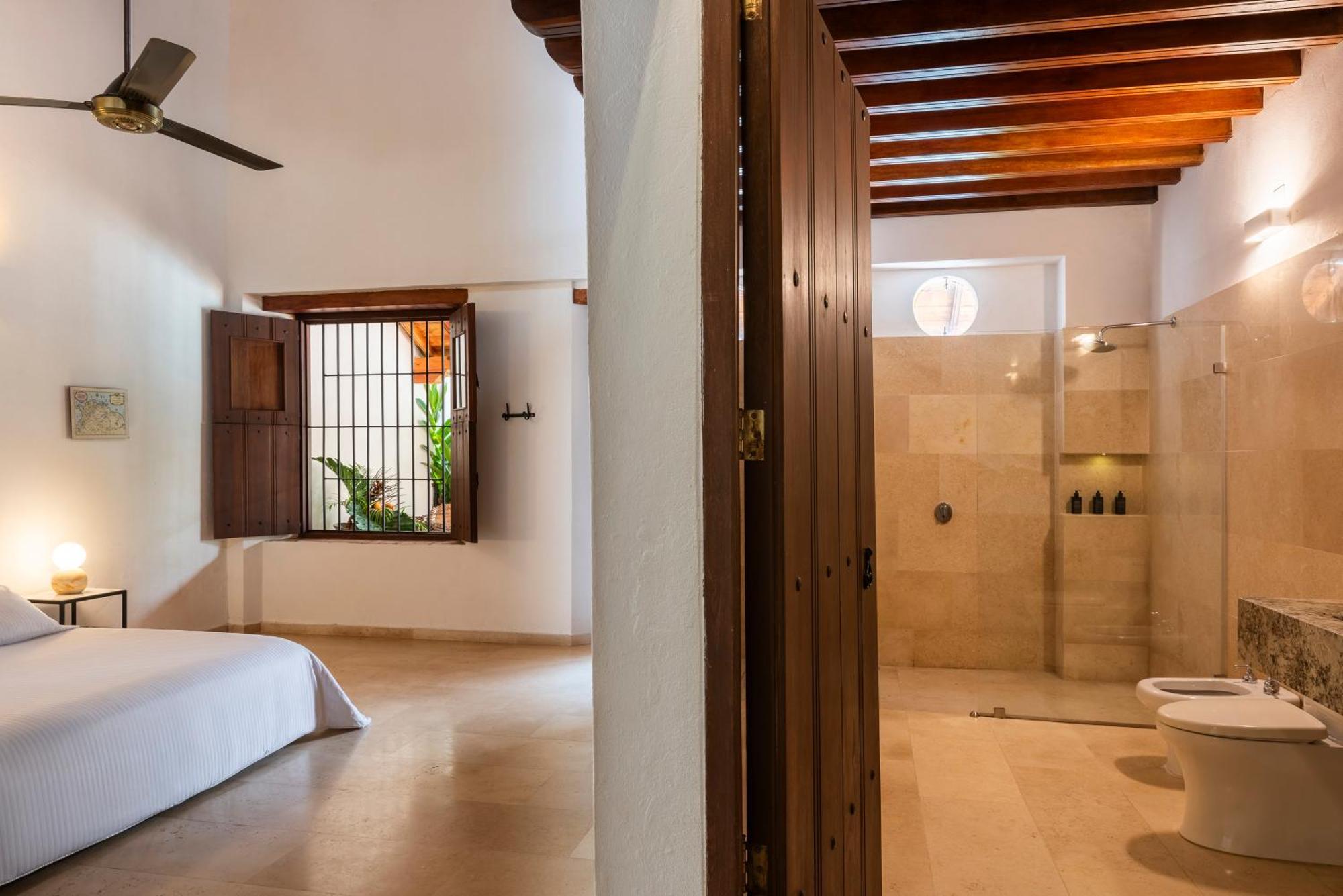Karakali Boutique Hotel Момпос Экстерьер фото